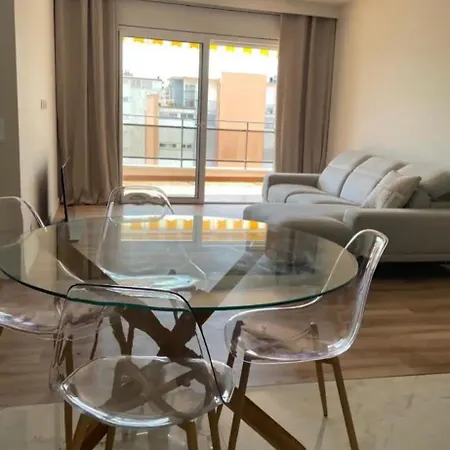 Apartament 20 метров до пляжа фенальс в ллорет де мар *