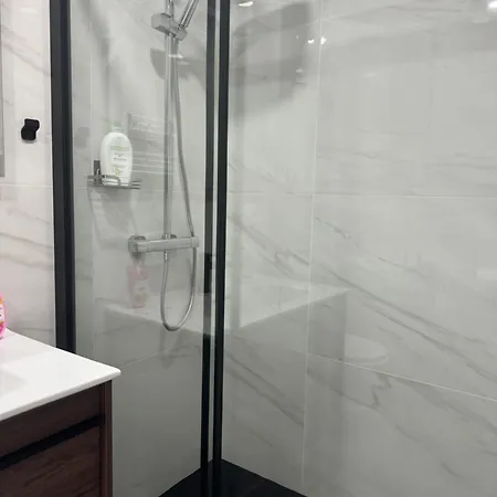 Apartament 20 метров до пляжа фенальс в ллорет де мар Lloret de Mar